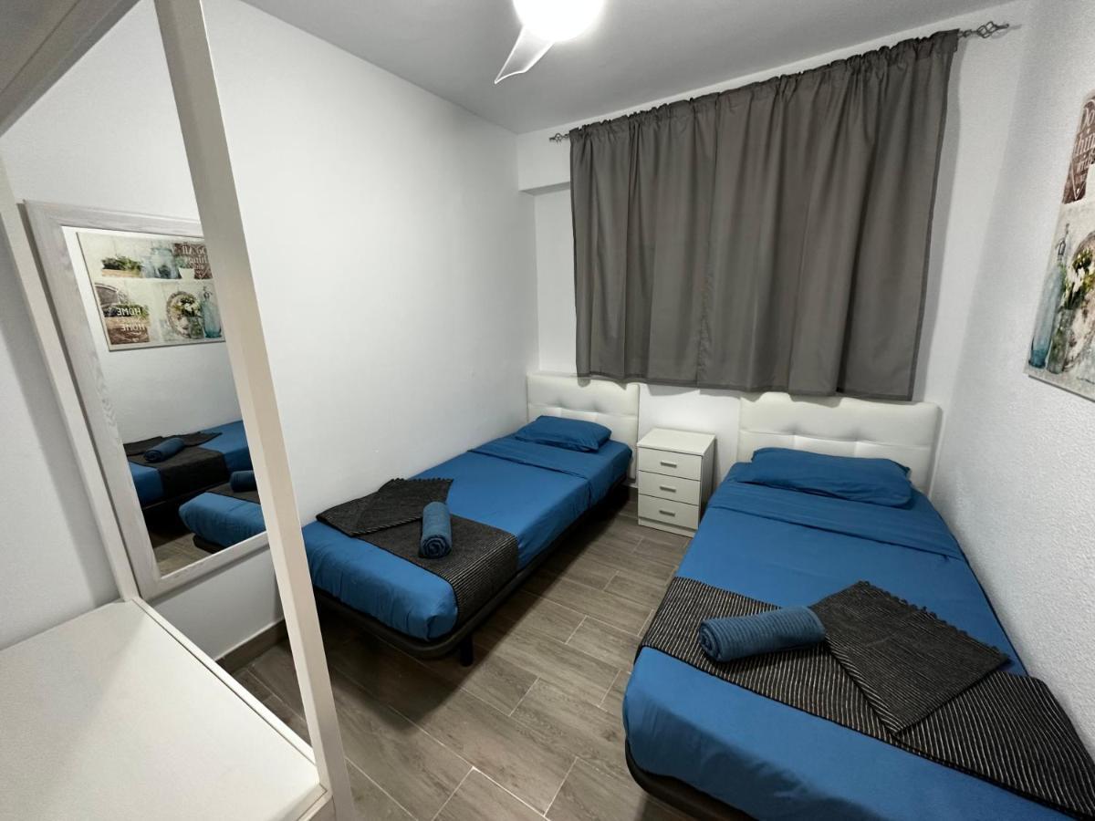 Rambla Apartment By The Sea Alicante Bagian luar foto