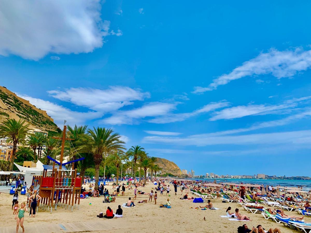 Rambla Apartment By The Sea Alicante Bagian luar foto